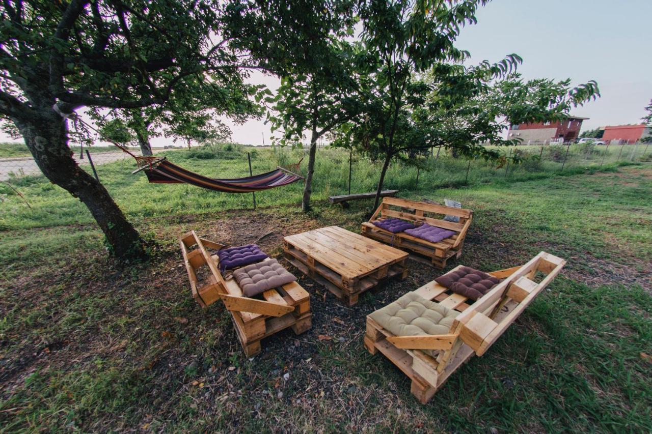Nika Inn Kobuleti Exteriör bild