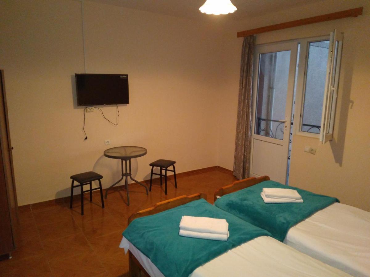 Nika Inn Kobuleti Exteriör bild