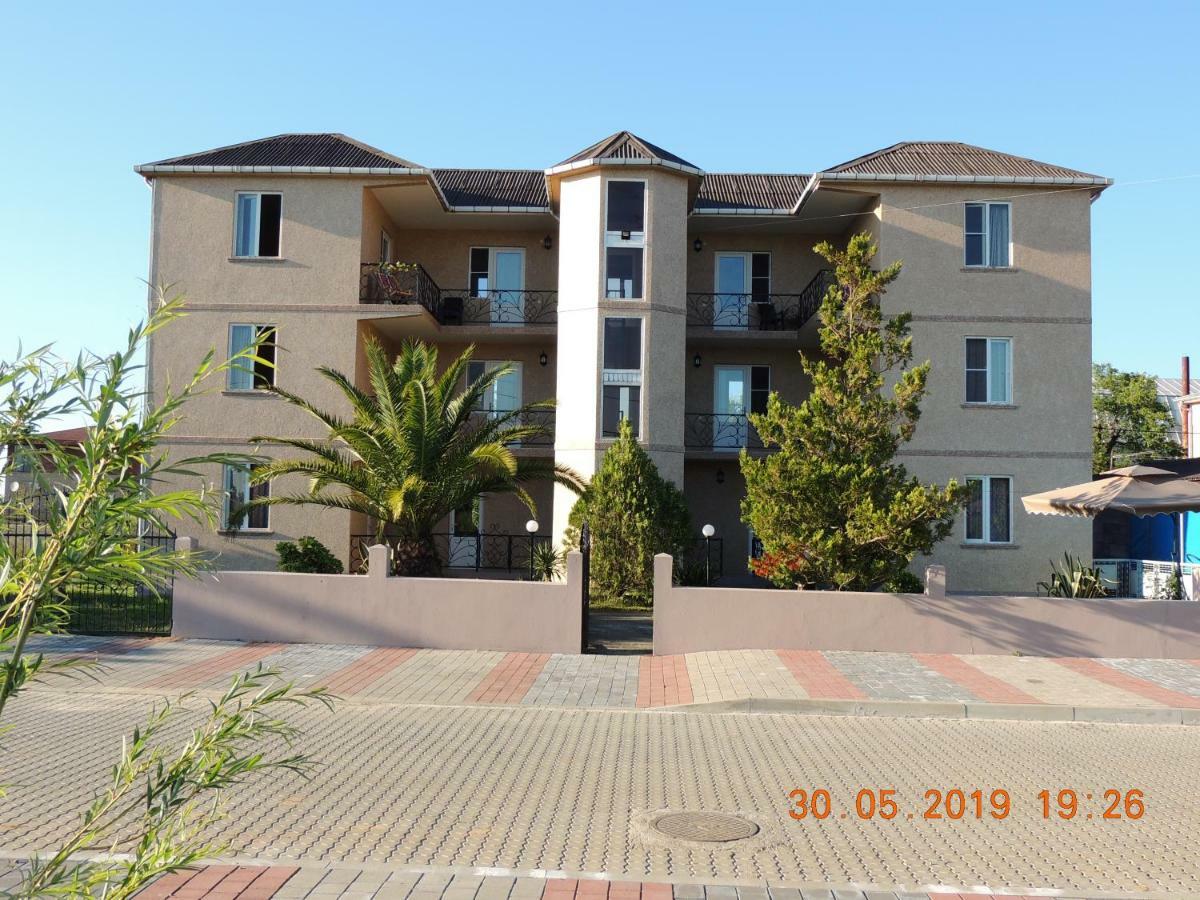 Nika Inn Kobuleti Exteriör bild
